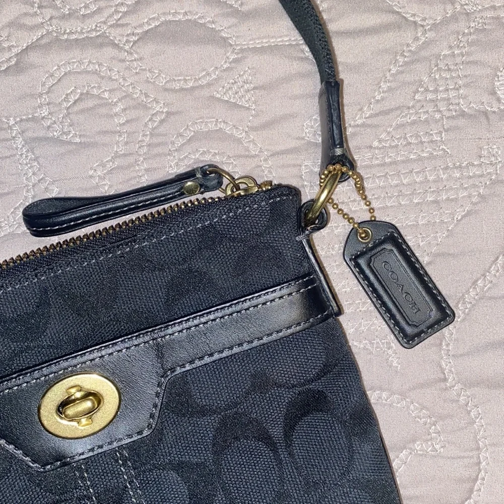 Coach Crossbody Bag, GUC, Gold Hardware